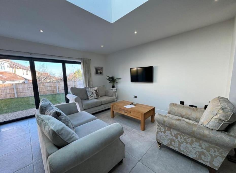 Stylish Apartment Near The Centre Of Harrogate Exterior photo